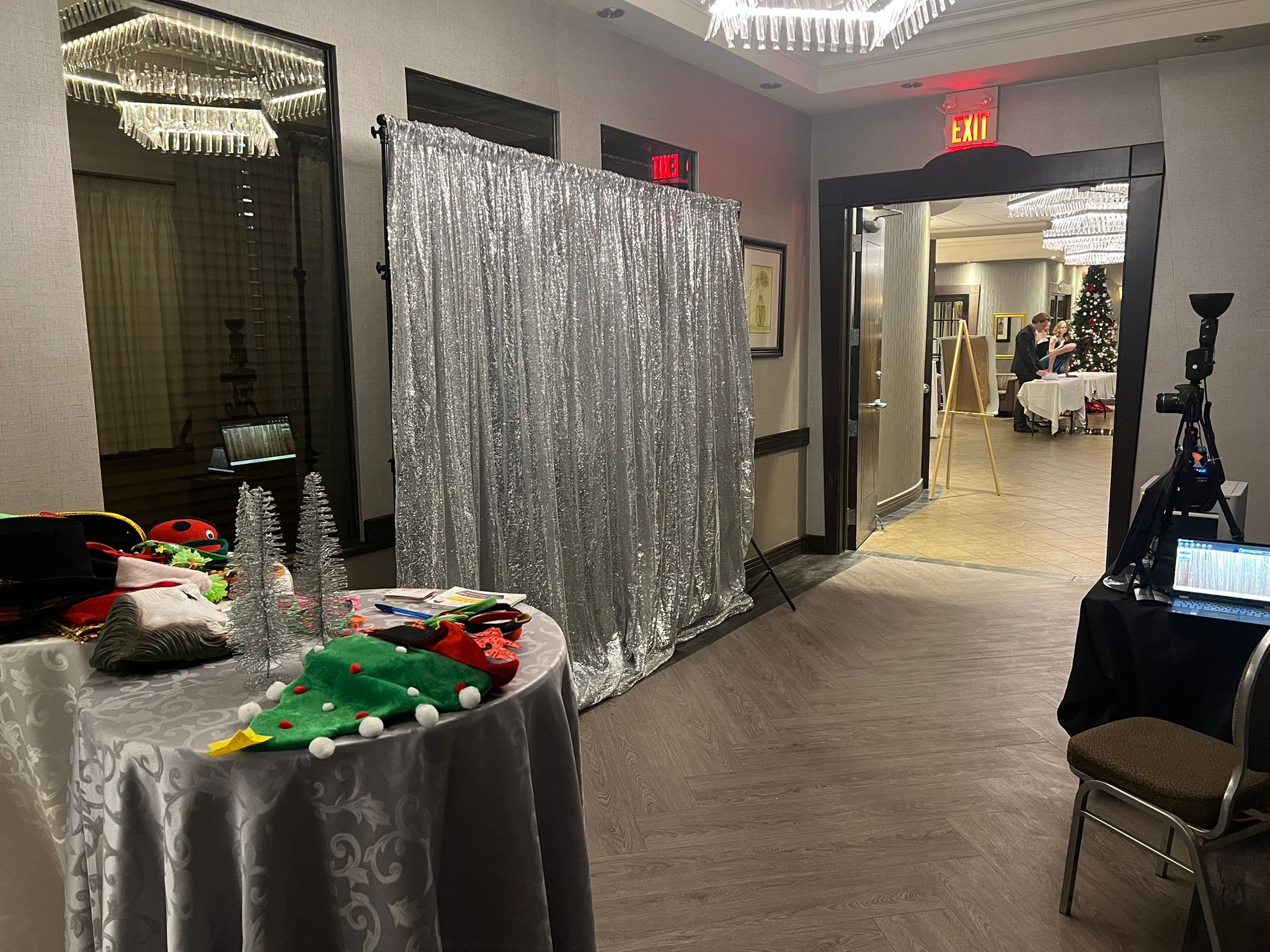 Open Concept Rent Wedding Photo Booth Scarborough