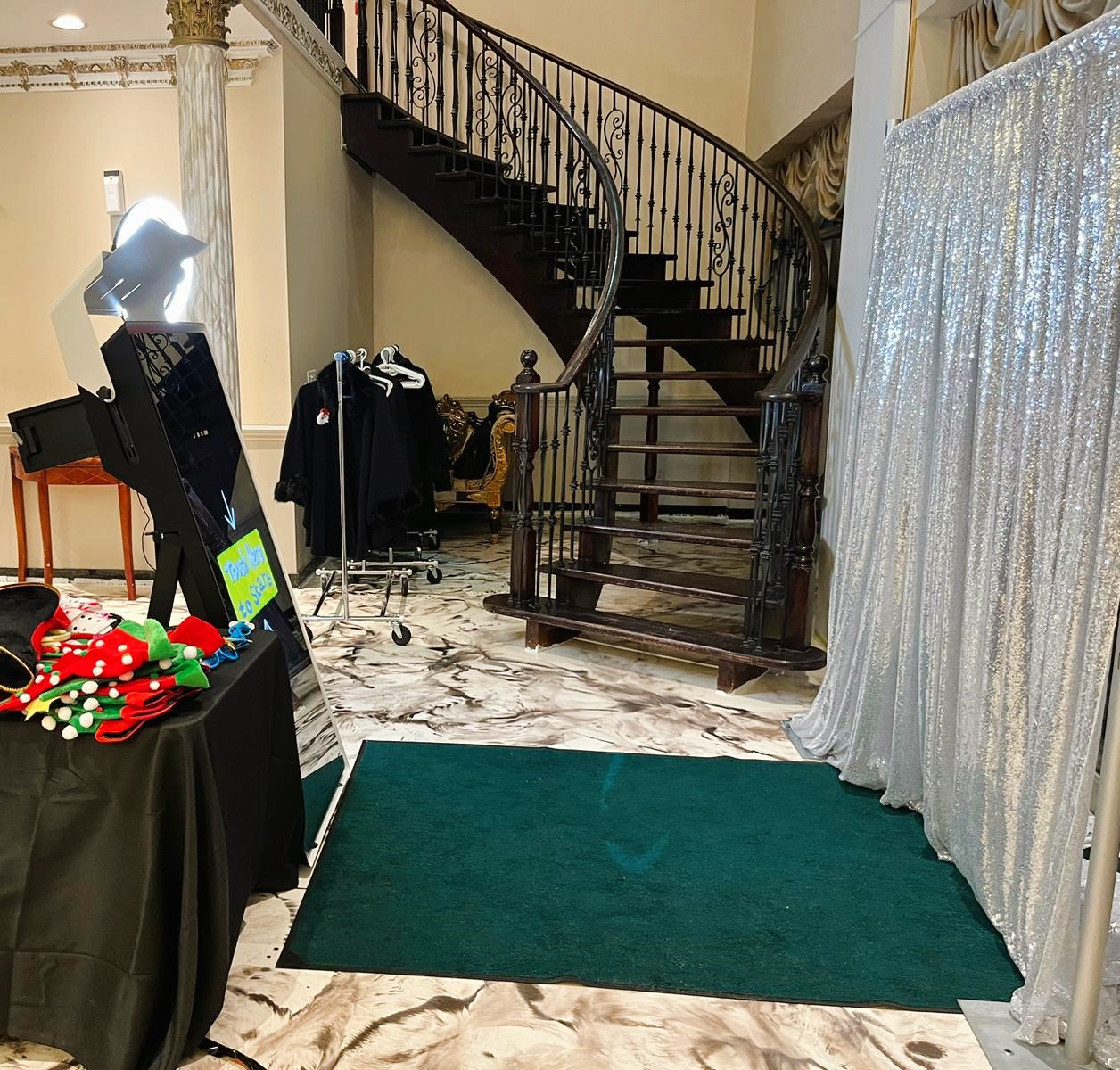 Mississauga Photo Booth Rental